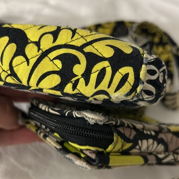 Vera Bradley Crossbody Bag - Picture 7 of 8
